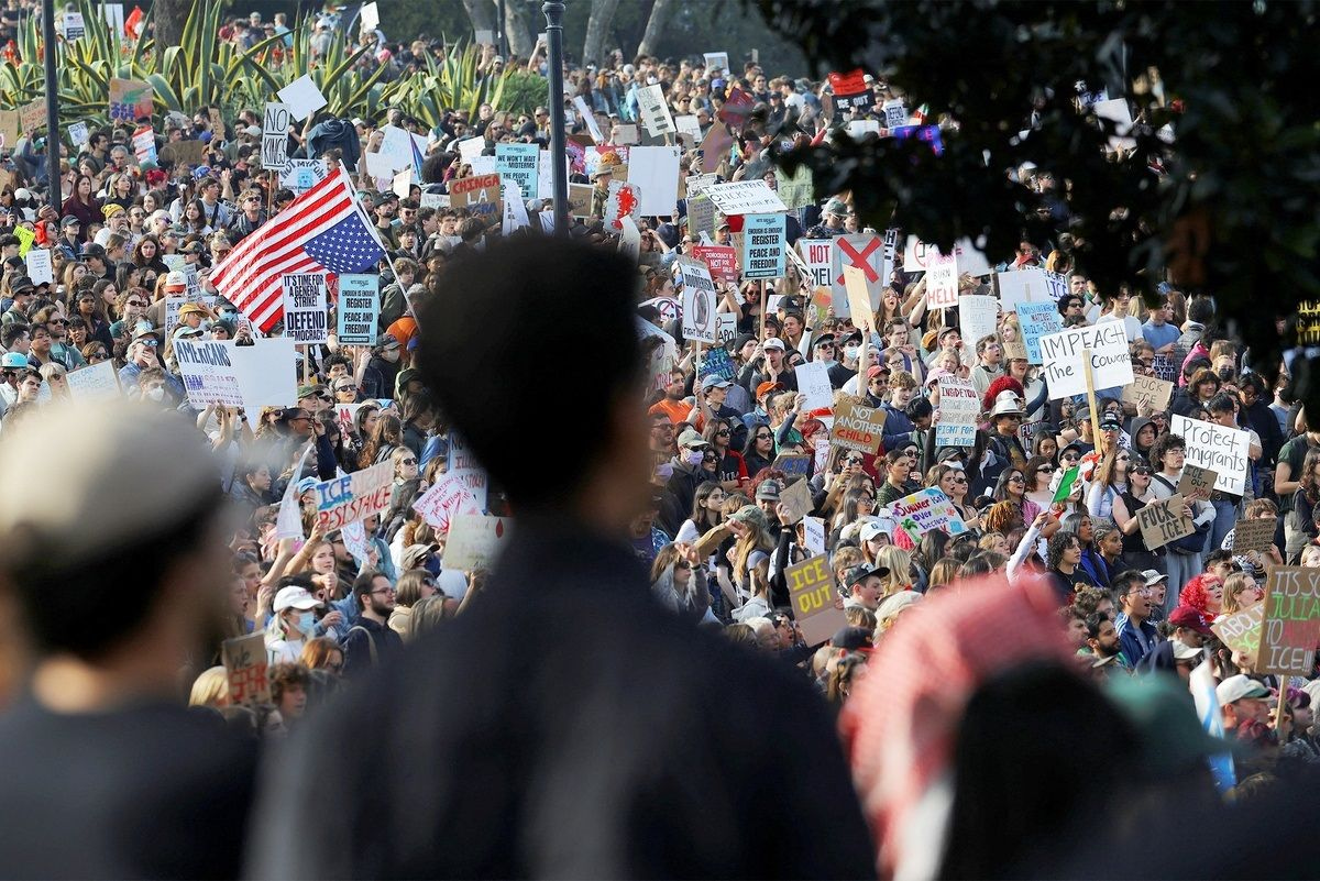 Hundreds of Thousands Rally Against ICE in the US | Bright Uzbekistan